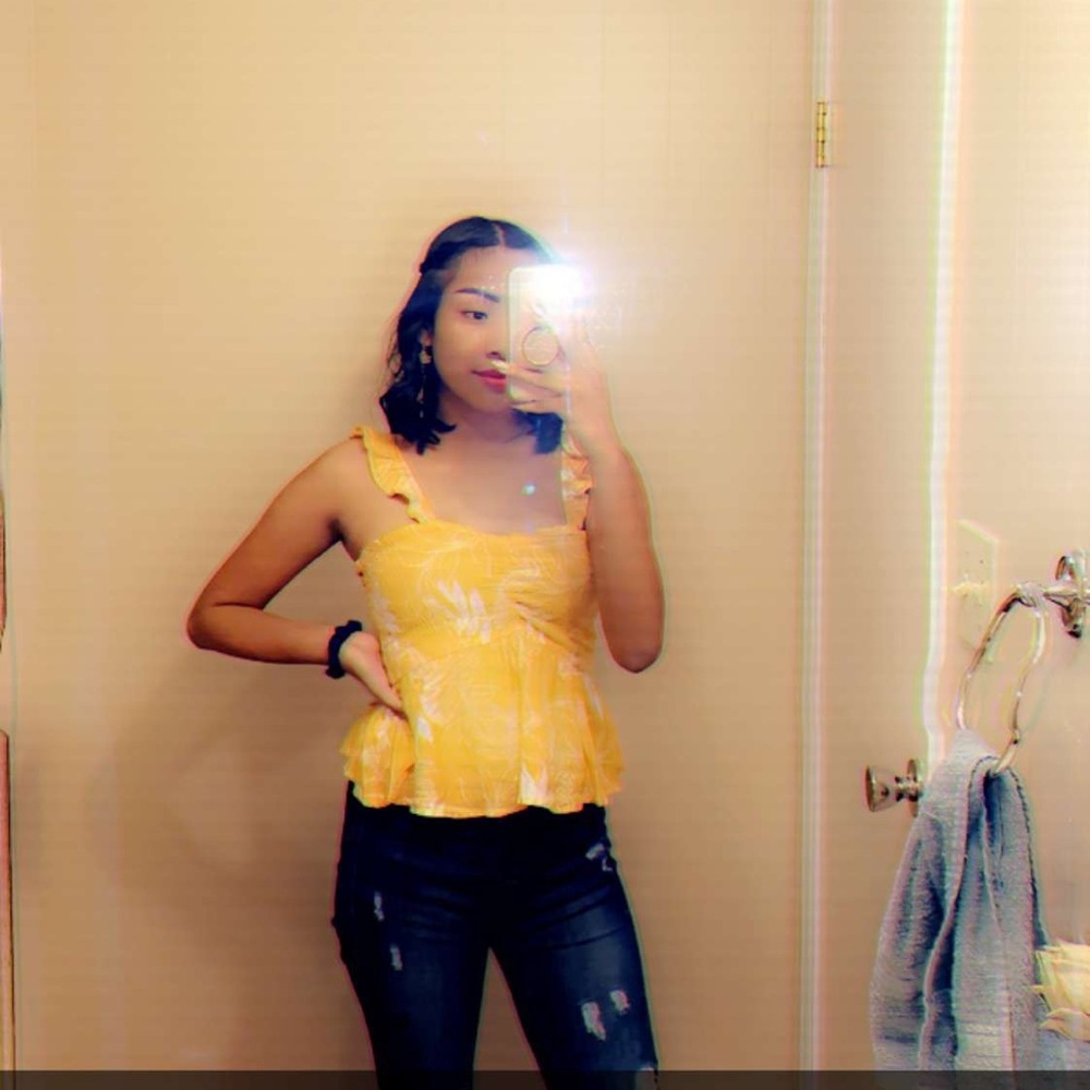 Meet your Posher, Kenia
